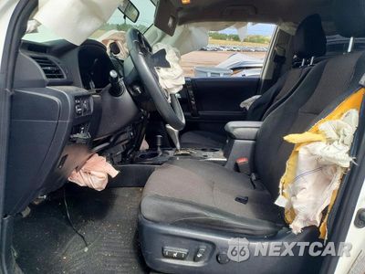 Zdjęcie 7 z 13 samochodu: 2019 TOYOTA 4RUNNER TRD OFF-ROAD VIN:JTEBU5JR2K5623449 - miniatura