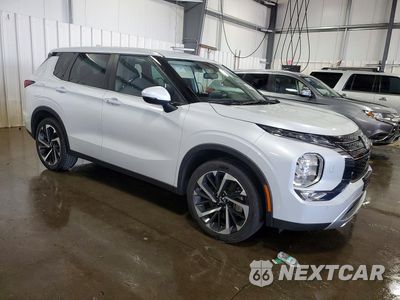 Czwarte zdjęcie samochodu z boku: 2023 MITSUBISHI OUTLANDER SE VIN:JA4J4UA86PZ013422 - miniatura