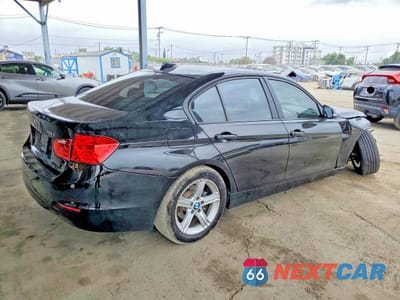 Trzecie zdjęcie samochodu z tyłu: 2014 BMW 320 I VIN:WBA3B1C52EP680760 - miniatura