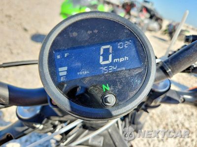 Zdjęcie 7 z 9 samochodu: 2019 HONDA CMX500 VIN:MLHPC5608K5201139 - miniatura