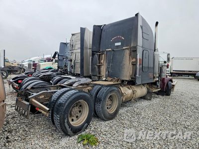 Trzecie zdjęcie samochodu z tyłu: 2000 FREIGHTLINER CONVENTION - SEMI TRUCK VIN:1FUPCSZB2YPB93420 - miniatura
