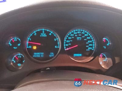 Zdjęcie 9 z 13 samochodu: 2013 GMC YUKON DENALI VIN:1GKS2EEFXDR300955 - miniatura