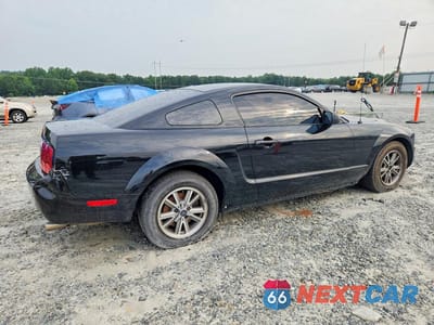 Trzecie zdjęcie samochodu z tyłu: 2006 FORD MUSTANG VIN:1ZVFT80N565159200 - miniatura