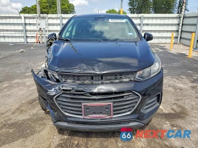 Piąte zdjęcie samochodu w środku: 2019 CHEVROLET TRAX LS VIN:3GNCJKSB9KL354861 - miniatura
