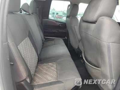 Zdjęcie 10 z 12 samochodu: 2018 TOYOTA TUNDRA SR VIN:5TFRM5F15JX134035 - miniatura