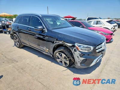 Czwarte zdjęcie samochodu z boku: 2021 MERCEDES-BENZ GLC 300 VIN:W1N0G8DB1MF927462 - miniatura