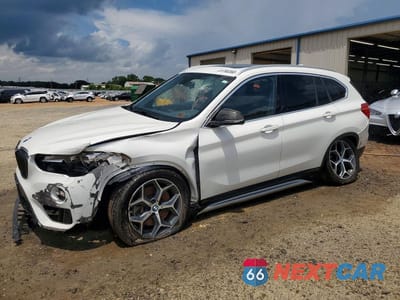2018 BMW X1 XDRIVE28I WBXHT3C36J5L30928 - główne zdjęcie licytacji z USA - miniatura