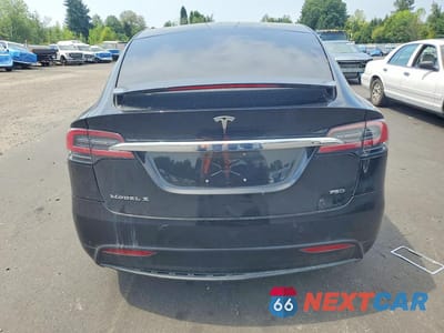 Zdjęcie 6 z 12 samochodu: 2017 TESLA MODEL X VIN:5YJXCBE2XHF049392 - miniatura