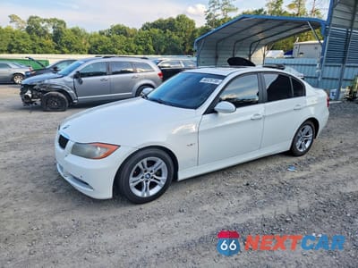 2008 BMW 328 I WBAVA33588P141846 - główne zdjęcie licytacji z USA - miniatura
