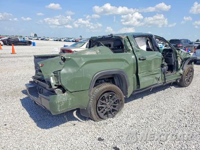 Trzecie zdjęcie samochodu z tyłu: 2022 TOYOTA TUNDRA SR5 VIN:5TFLA5AB6NX016578 - miniatura
