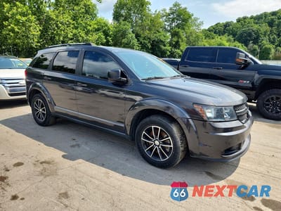 Czwarte zdjęcie samochodu z boku: 2017 DODGE JOURNEY SE VIN:3C4PDCAB3HT573123 - miniatura