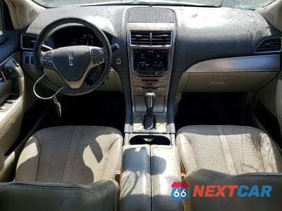 Zdjęcie 8 z 13 samochodu: 2011 LINCOLN MKX VIN:2LMDJ6JK7BBJ23409 - miniatura