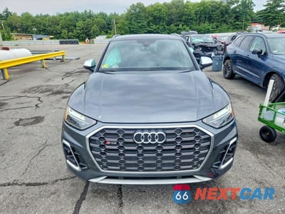 Piąte zdjęcie samochodu w środku: 2022 AUDI SQ5 PREMIUM VIN:WA1A4AFY4N2100930 - miniatura