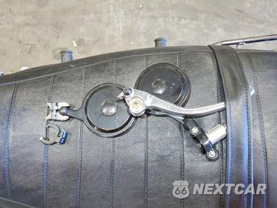 Zdjęcie 9 z 10 samochodu: 2011 TRIUMPH MOTORCYCLE BONNEVILLE VIN:SMT900K10BT464793 - miniatura