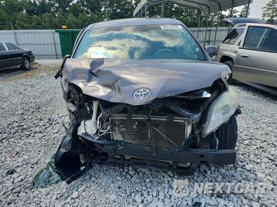 Piąte zdjęcie samochodu w środku: 2011 TOYOTA SIENNA LE VIN:5TDKK3DC2BS041397 - miniatura