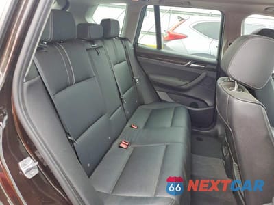 Zdjęcie 11 z 13 samochodu: 2016 BMW X3 XDRIVE28I VIN:5UXWX9C50G0D86240 - miniatura