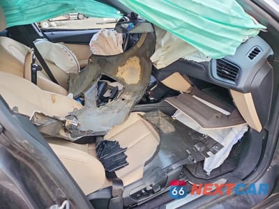 Zdjęcie 8 z 12 samochodu: 2021 BMW 228XI VIN:WBA73AK06M7H42277 - miniatura