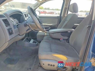 Zdjęcie 7 z 12 samochodu: 2006 DODGE DAKOTA QUAD SLT VIN:1D7HE48K76S527358 - miniatura