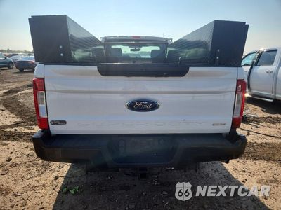 Zdjęcie 6 z 12 samochodu: 2019 FORD F250 SUPER DUTY VIN:1FTBF2A64KEG54544 - miniatura
