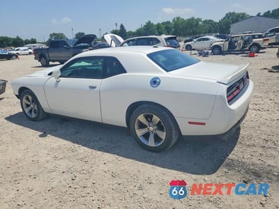 Drugie zdjęcie samochodu z przodu: 2019 DODGE CHALLENGER SXT VIN:2C3CDZAG2KH701773 - miniatura