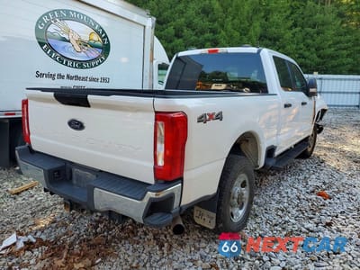 Trzecie zdjęcie samochodu z tyłu: 2023 FORD F250 SUPER DUTY VIN:1FT8W2BN9PED71998 - miniatura