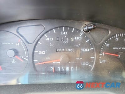 Zdjęcie 9 z 14 samochodu: 2002 FORD TAURUS SE VIN:1FAFP53UX2A190538 - miniatura