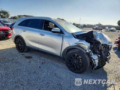Czwarte zdjęcie samochodu z boku: 2020 KIA SORENTO EX V6 VIN:5XYPH4A54LG706900 - miniatura