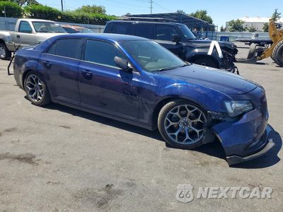 Czwarte zdjęcie samochodu z boku: 2015 CHRYSLER 300 S VIN:2C3CCABG7FH921497 - miniatura