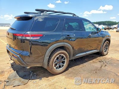 Trzecie zdjęcie samochodu z tyłu: 2026 NISSAN PATHFINDER ROCK CREEK VIN:5N1DR3BEXTC240575 - miniatura
