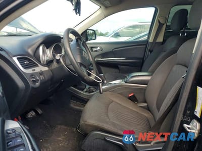 Zdjęcie 7 z 13 samochodu: 2018 DODGE JOURNEY SE VIN:3C4PDCAB1JT319383 - miniatura