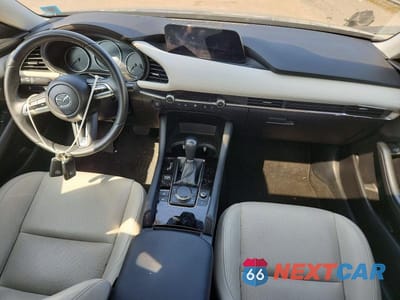 Zdjęcie 8 z 12 samochodu: 2021 MAZDA 3 PREMIUM VIN:3MZBPBDL8MM250588 - miniatura
