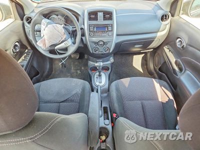 Zdjęcie 8 z 12 samochodu: 2018 NISSAN VERSA SV VIN:3N1CN7AP7JL852078 - miniatura