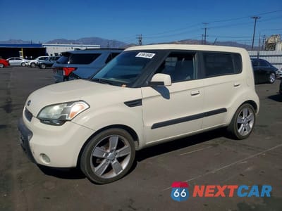 2010 KIA SOUL + KNDJT2A27A7038423 - główne zdjęcie licytacji z USA - miniatura