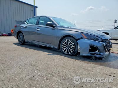 Czwarte zdjęcie samochodu z boku: 2025 NISSAN ALTIMA SV VIN:1N4BL4DV5SN347820 - miniatura