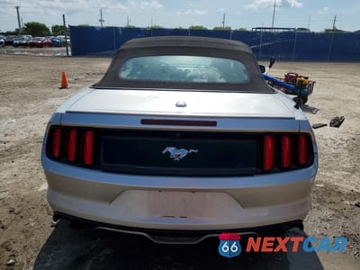 Zdjęcie 6 z 12 samochodu: 2016 FORD MUSTANG VIN:1FATP8UH5G5274661 - miniatura