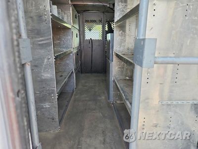 Zdjęcie 10 z 13 samochodu: 2016 FORD TRANSIT T-150 VIN:1FTYE2CV1GKB22579 - miniatura