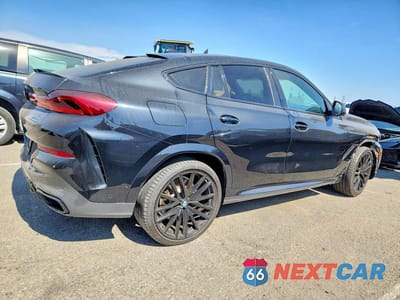Trzecie zdjęcie samochodu z tyłu: 2020 BMW X6 M50I VIN:5UXCY8C02L9D51073 - miniatura