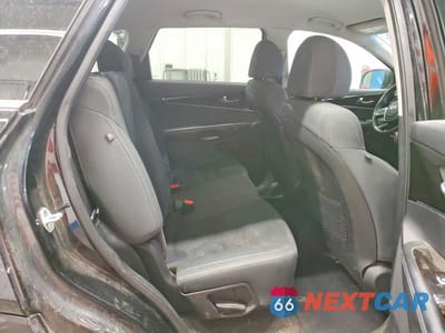 Zdjęcie 11 z 13 samochodu: 2019 KIA SORENTO LX VIN:5XYPGDA34KG564211 - miniatura