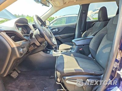 Zdjęcie 7 z 13 samochodu: 2016 JEEP CHEROKEE LATITUDE VIN:1C4PJMCSXGW283045 - miniatura