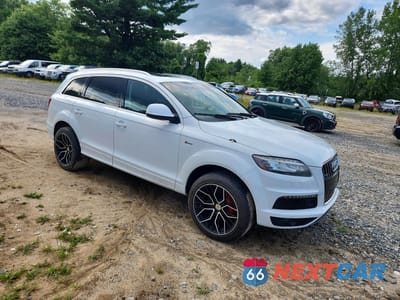 Czwarte zdjęcie samochodu z boku: 2015 AUDI Q7 PRESTIGE VIN:WA1DGAFE6FD023266 - miniatura