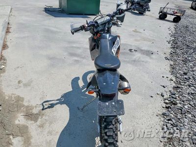 Zdjęcie 6 z 8 samochodu: 2004 KTM 520 SX VIN:VBKMXM4084M427261 - miniatura