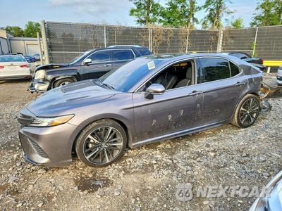 2018 TOYOTA CAMRY XSE 4T1B61HK8JU121125 - główne zdjęcie licytacji z USA - miniatura