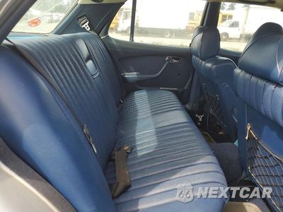 Zdjęcie 10 z 12 samochodu: 1976 MERCEDES-BENZ 400 VIN:11603212053053 - miniatura