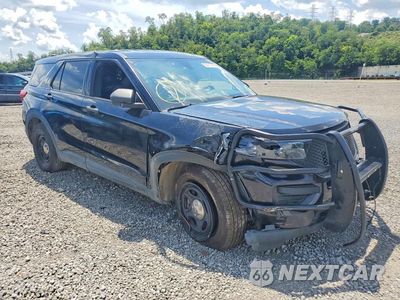 Czwarte zdjęcie samochodu z boku: 2022 FORD EXPLORER POLICE INTERCEPTOR VIN:1FM5K8AB1NGA47529 - miniatura