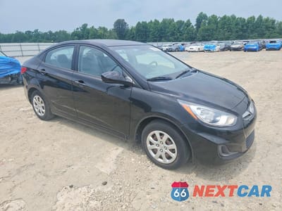Czwarte zdjęcie samochodu z boku: 2014 HYUNDAI ACCENT GLS VIN:KMHCT4AE6EU776490 - miniatura
