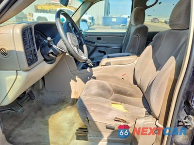 Zdjęcie 7 z 13 samochodu: 2004 GMC YUKON XL K1500 VIN:3GKFK16Z74G158888 - miniatura
