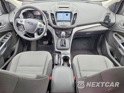 Zdjęcie 8 z 13 samochodu: 2016 FORD ESCAPE SE VIN:1FMCU0GX7GUC39290 - miniatura