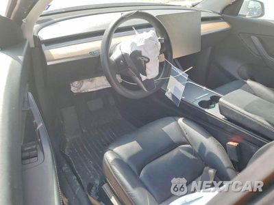 Zdjęcie 8 z 13 samochodu: 2021 TESLA MODEL Y VIN:5YJYGDEE6MF265099 - miniatura
