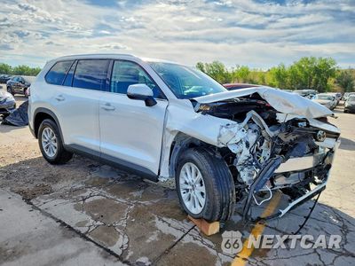 Czwarte zdjęcie samochodu z boku: 2026 TOYOTA GRAND HIGHLANDER HYBRID XLE VIN:5TDACAB59TS102330 - miniatura