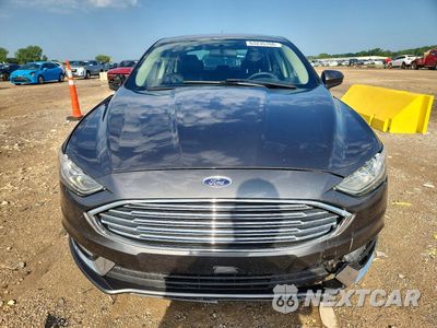 Piąte zdjęcie samochodu w środku: 2018 FORD FUSION SE VIN:3FA6P0HD3JR200407 - miniatura